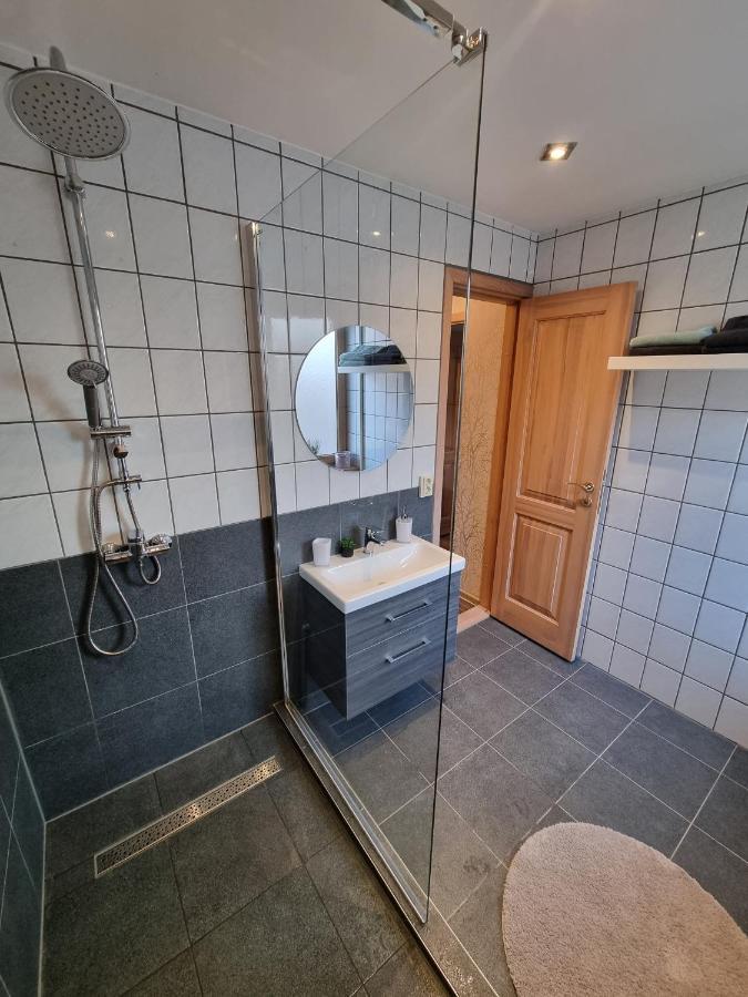 Apartment Kursi Колка Екстер'єр фото